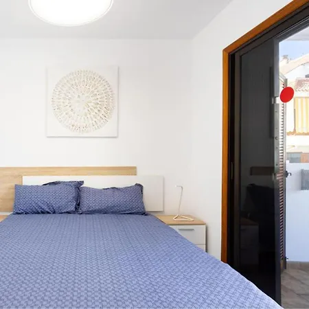 Live Playa Americas Residencial El Cardon דירה