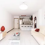Live Playa Americas Residencial El Cardon * アロナ